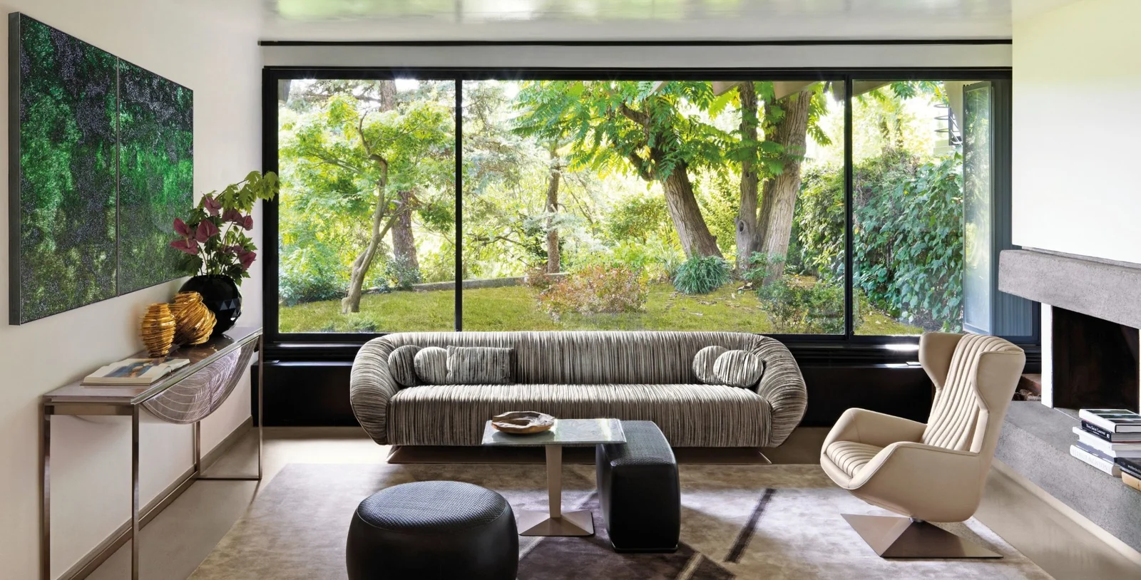 Sofa đế inox satin tay vịn một bên phong cách Ý