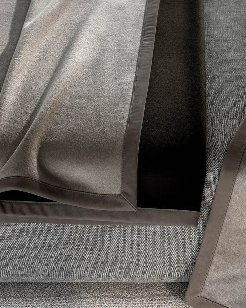 Chăn ga gối cao cấp chăn choàng cashmere ghép hai màu M8-I169