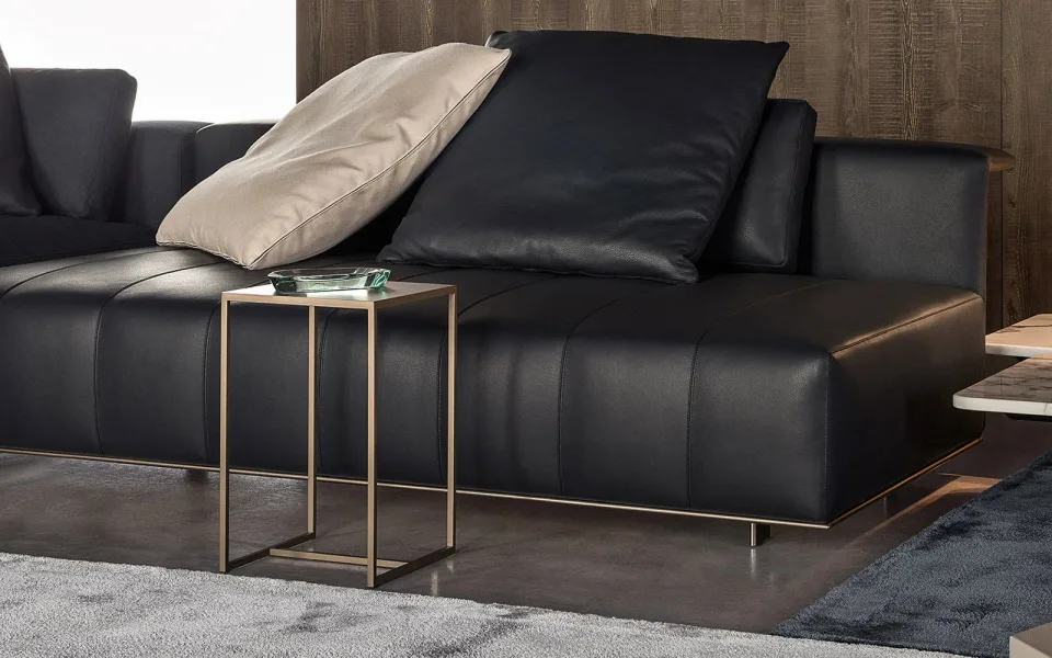 Bàn trà khối vuông kim loại hoàn thiện đồng mờ tối giản M8-I271